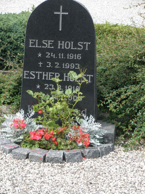 Else Holst    .JPG